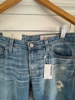 NWT AG-ED Adriano Goldschmied Blue Jeans with Subtle Distress